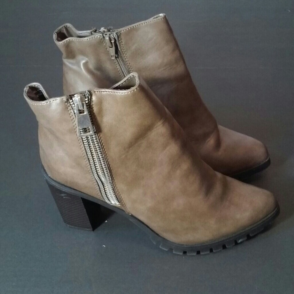 Mossimo Olive Green Ankle Boots